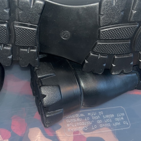 Urban Planet - Picture 7 of 7